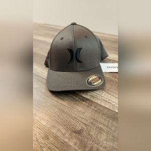Hurley Men's Flexfit Hat Brand New with Tags Size L-XL